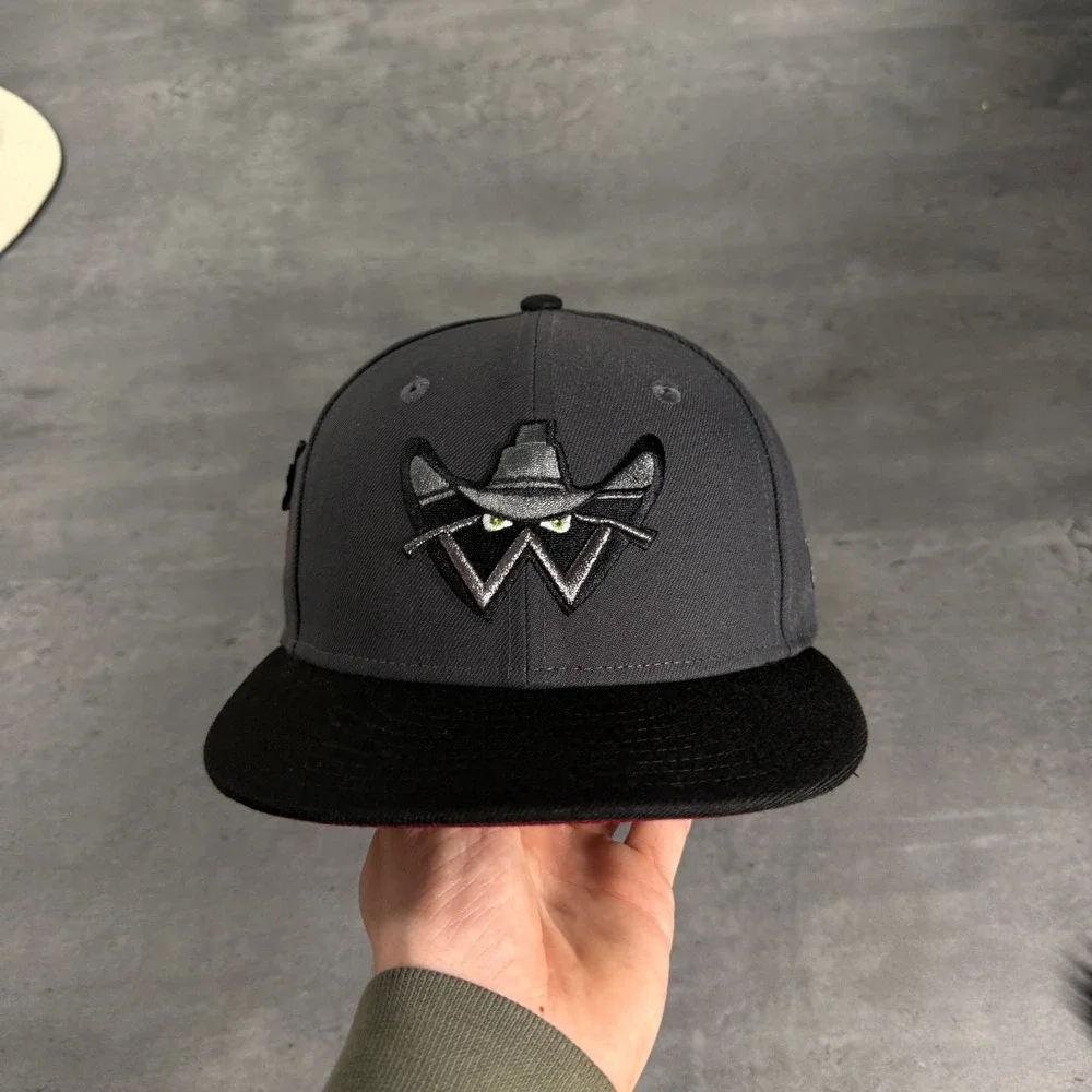 Hat‎ Club Wichita Wranglers New Era Cap 7 1/4 Gray Burgundy Horror Pack Metallic